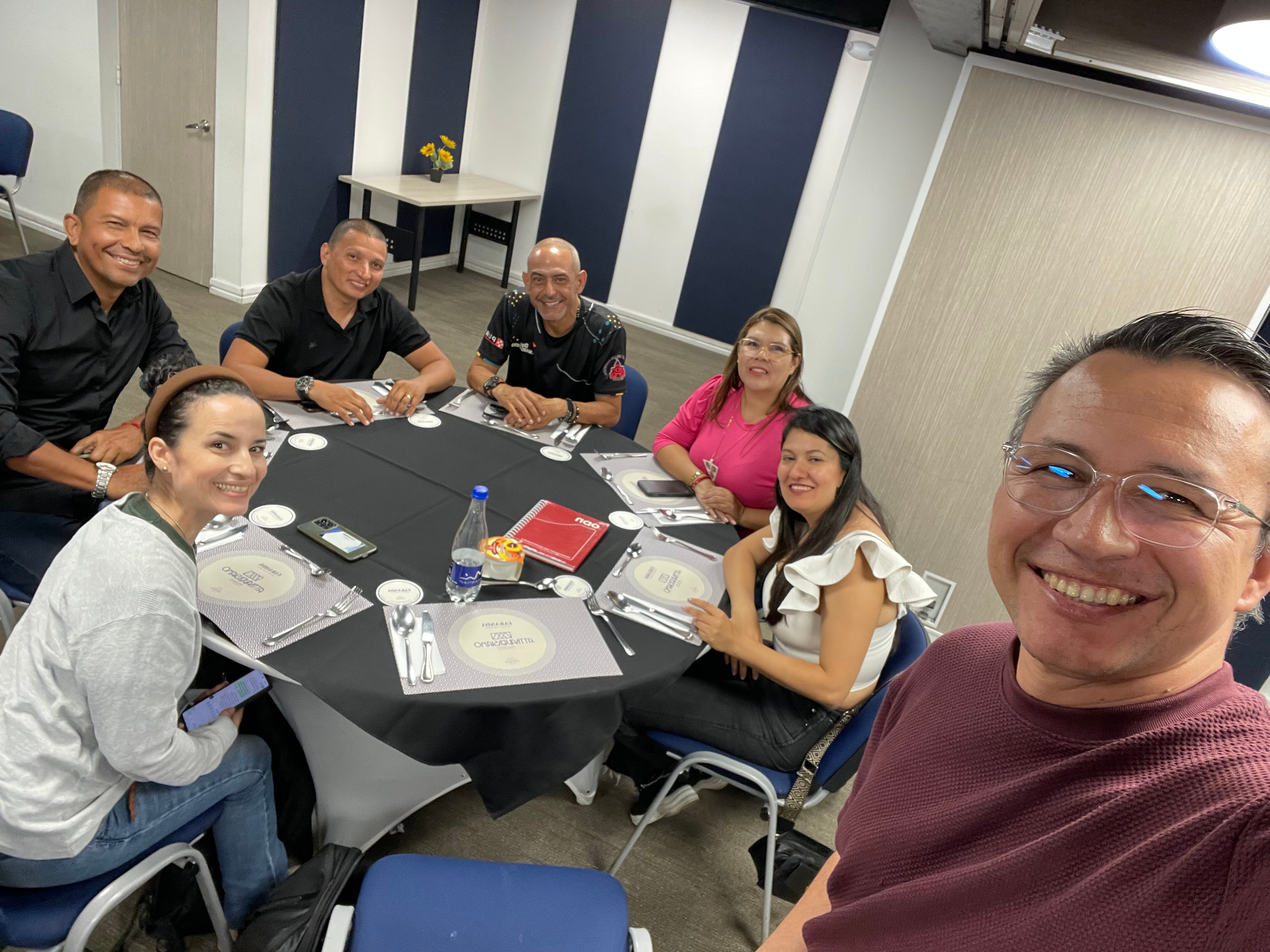 Clase de IA con Julián Castiblanco